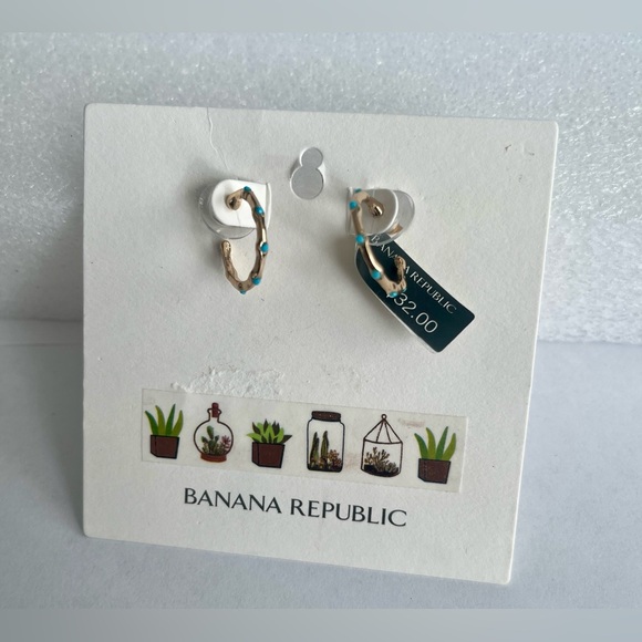🆕 Banana Republic Gold Hoop Earrings with blue/green accents - Picture 4 of 7